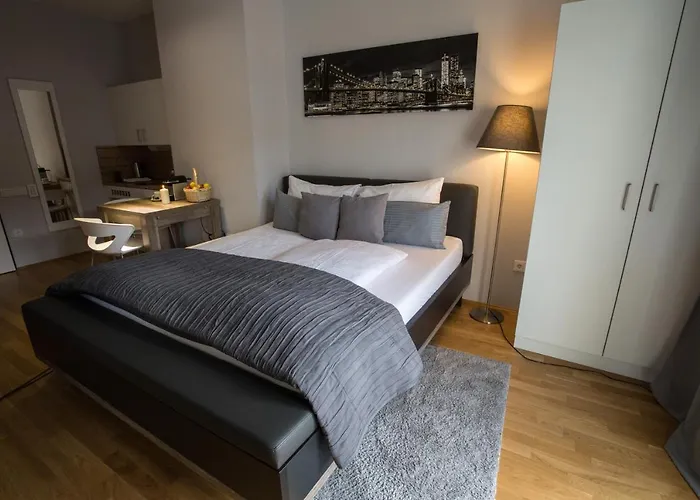 Apart-hotel Premium Messe 3*
