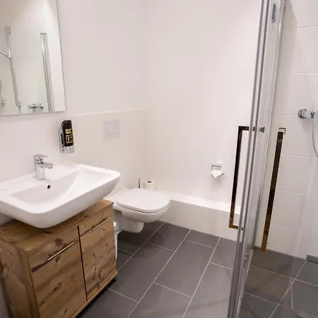 アパートホテル Premium Messe