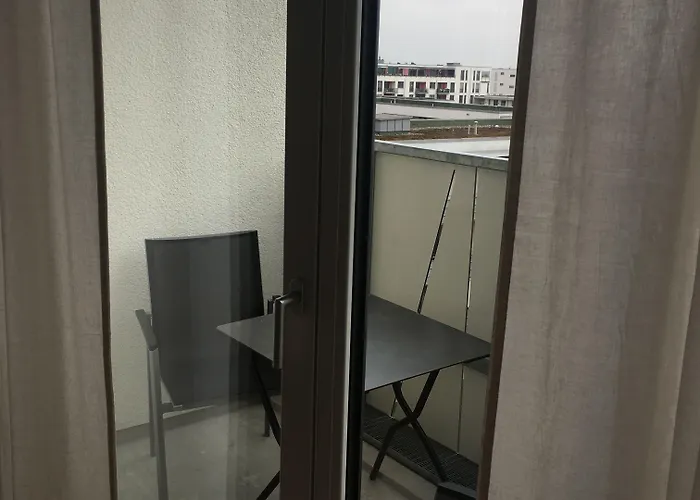 Premium Messe アパートホテル